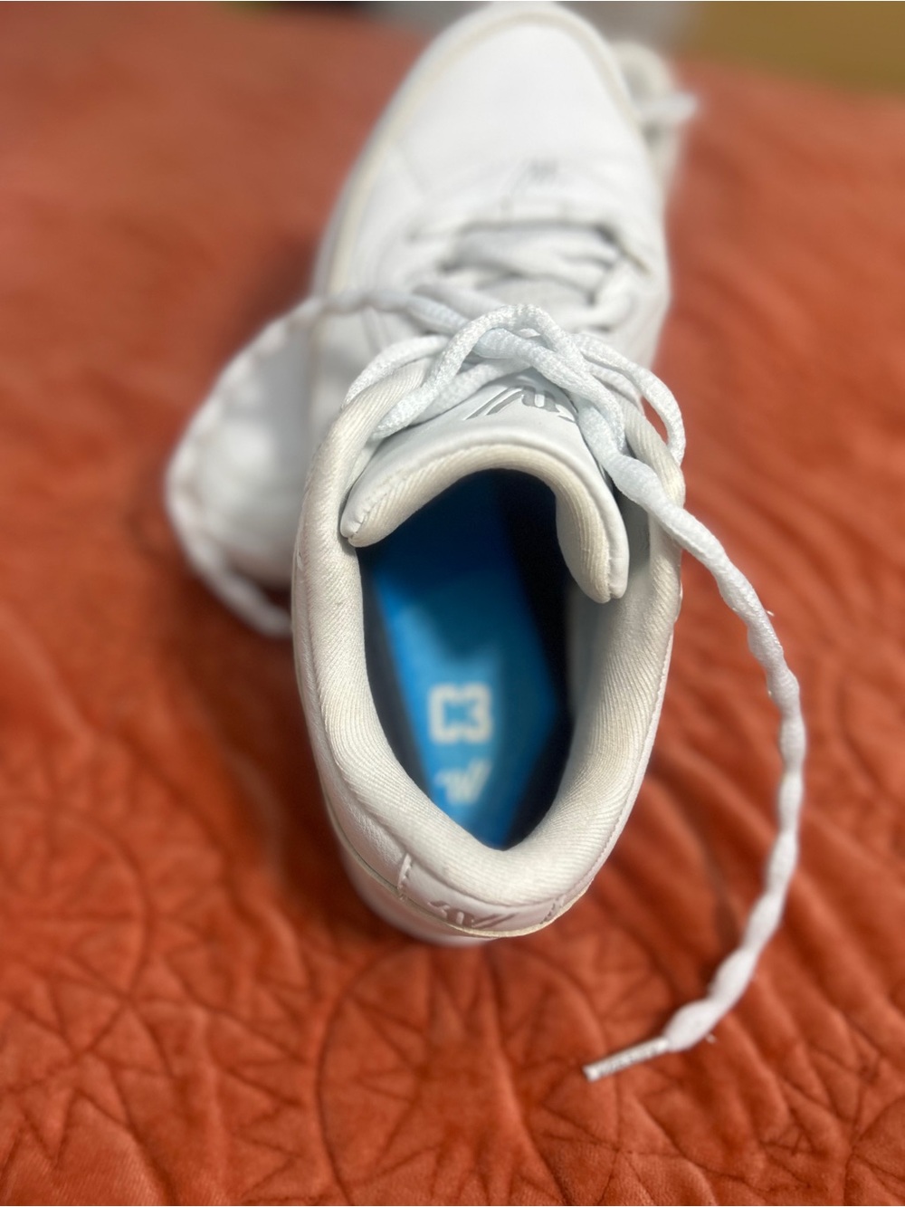 Varsity Cheerleaders C3 White Athletic Sneakers with Blue Insole - Picture 3 of 9